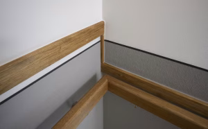 atrium torhaus detail handlauf eiche