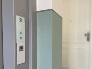 atrium bauprojekte aufzug detail