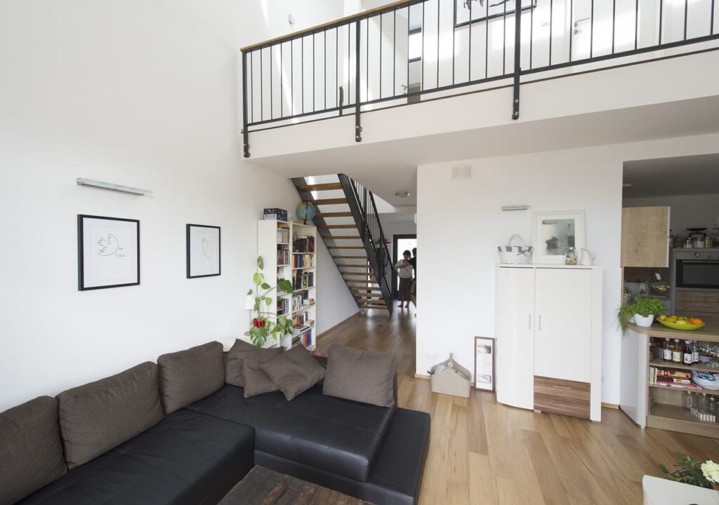 zollhaus blick aus wohnzimmer richtung eingangstuer