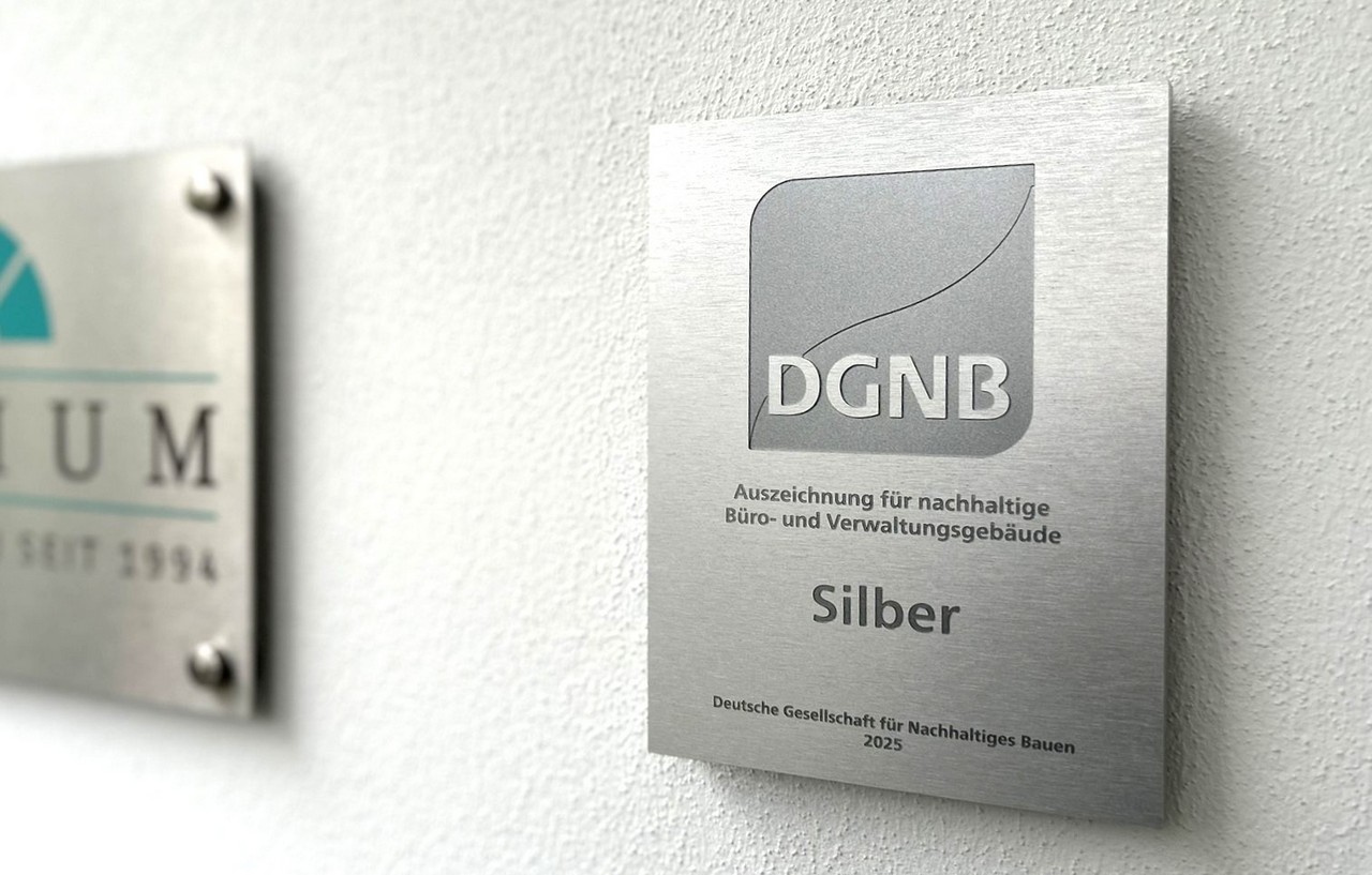 DGNB-Zertifikat in Silber am Gewerbeneubau MARKT CARRÉ in Schkeuditz