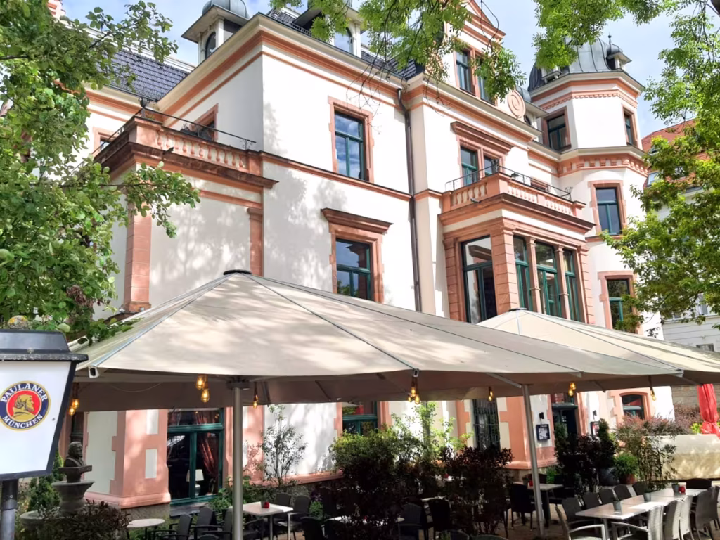 mueckenschloesschen biergarten